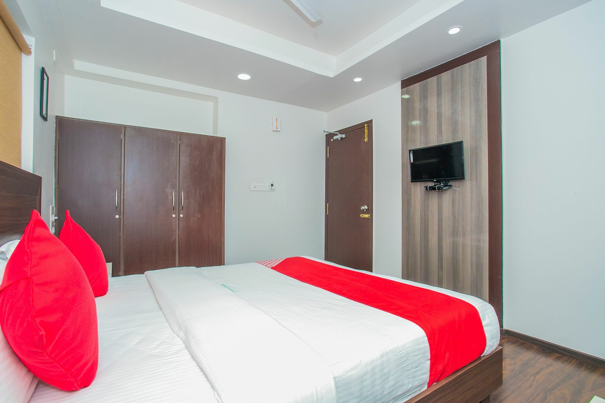 Flagship Malnad Residency Near Bengaluru Palace Exterior foto